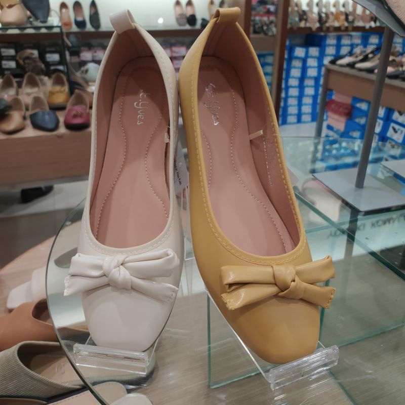 sepatu flatshoes St. yves model terbaru