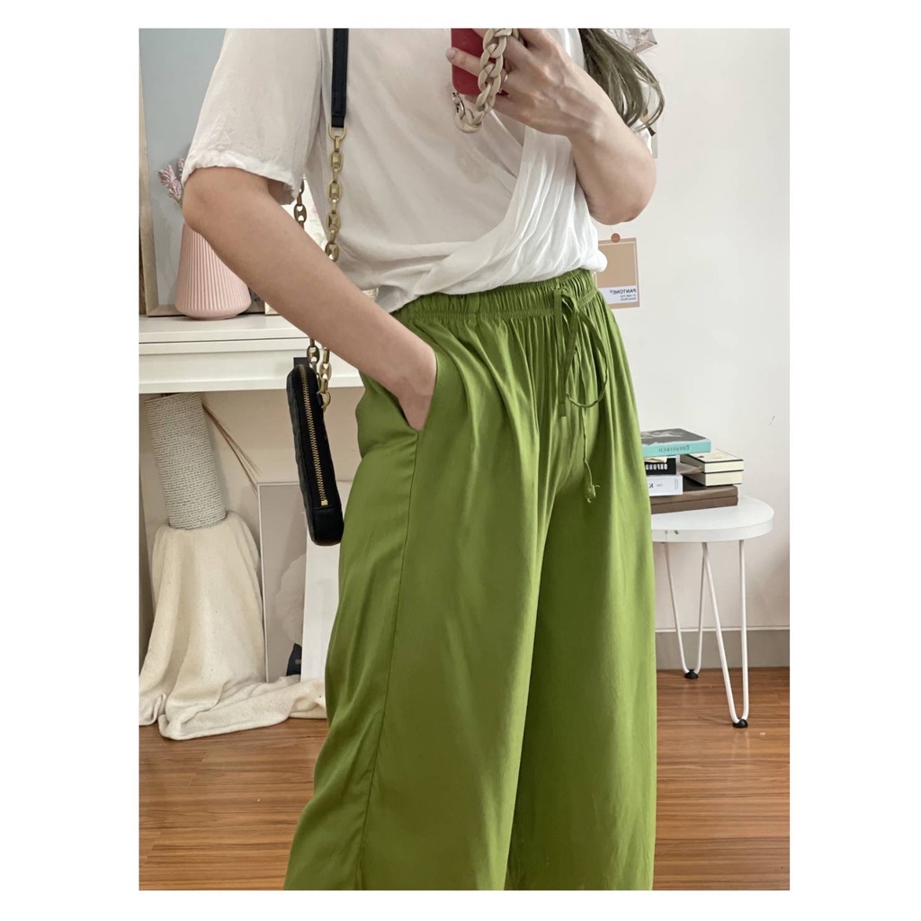 Uniqlo Relaco Long Wide Leg Pants