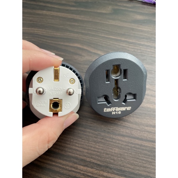 AUKTION LOOP UNIVERSAL TRAVEL ADAPTER AU IS UK TO EU PLUg 16A-N16 Taffware