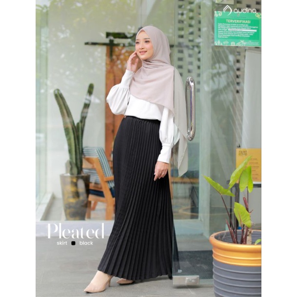 ROK PLISKET PLEATED SKIRT AUDINA