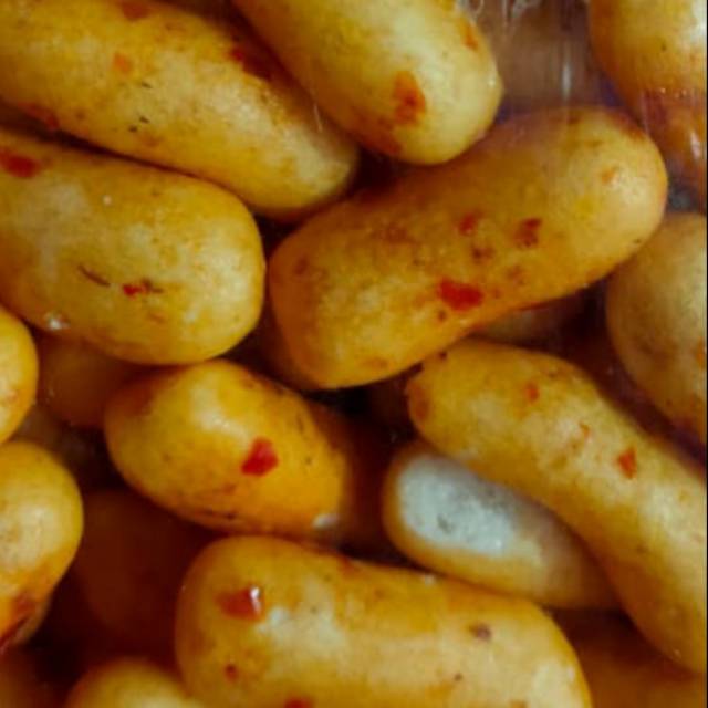 

Snack Pilus mini rasa pedas balado