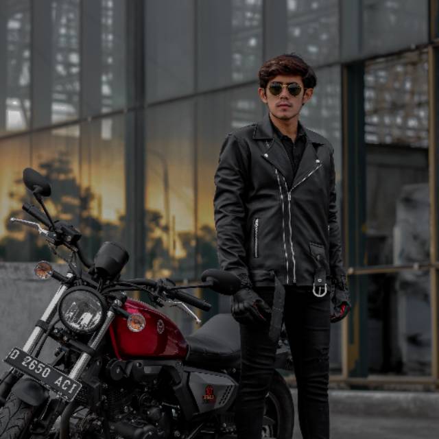 Jaket Kulit Classic Biker