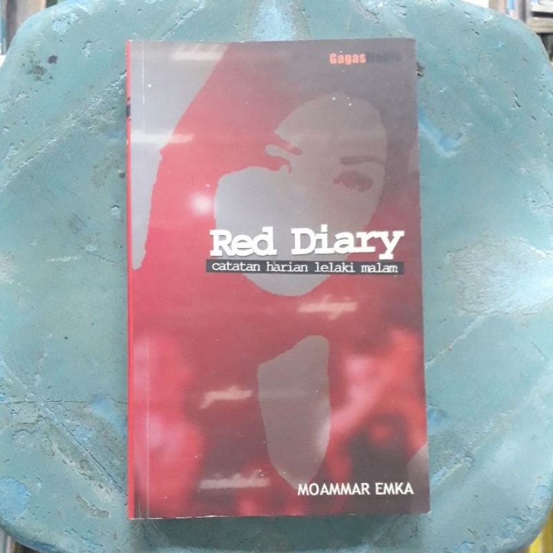 

red diary #bestseller