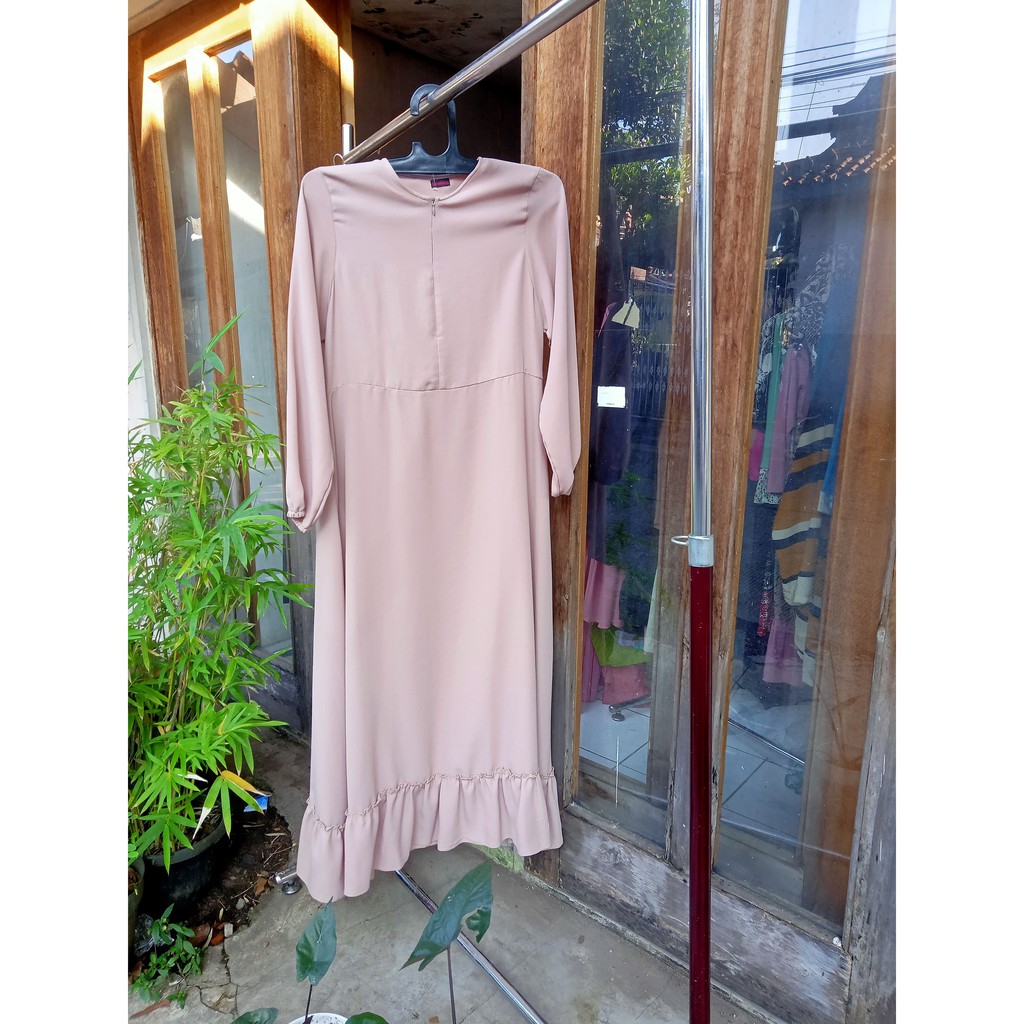 Gamis Cream polos Wollycrepe