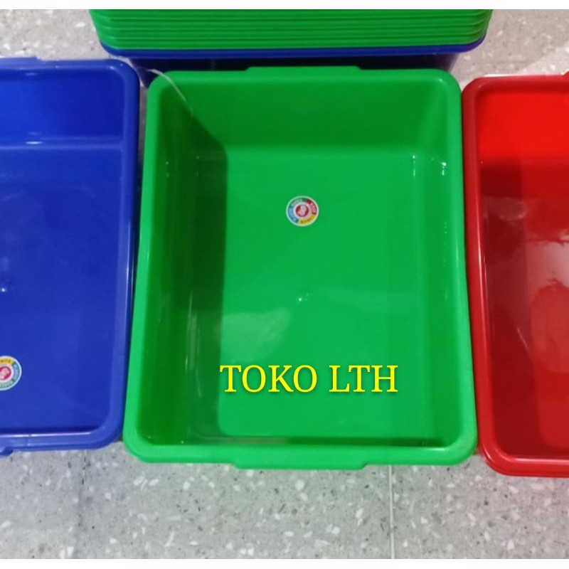 BAK / BASKOM SEGI KOREA WARNA KOMET / TEMPAT CUCI / BAK PASIR