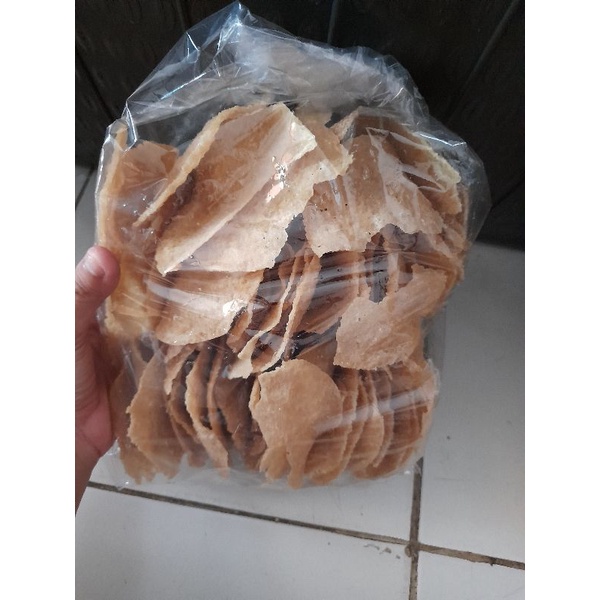 

kerupuk gendar/kerupuk nasi (mentah)