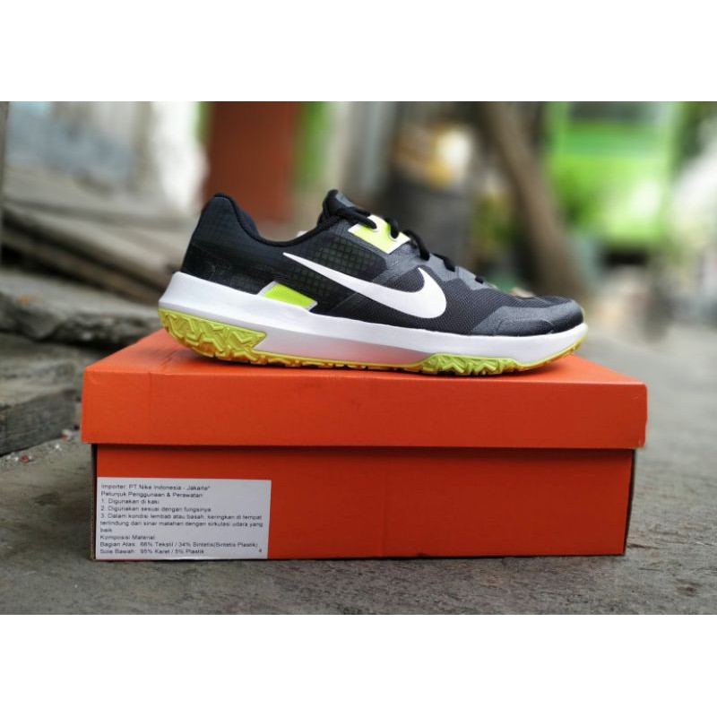 nike varsity compete tr 3 4e