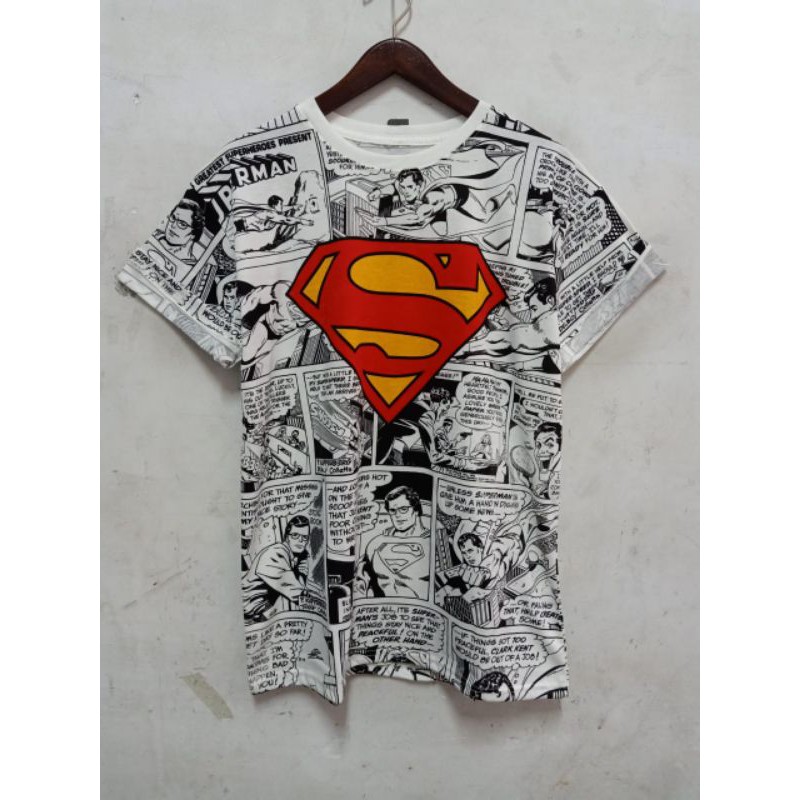 kaos komik superman