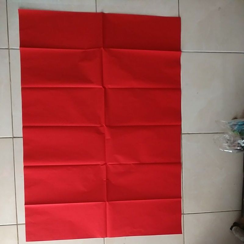 kertas merah  uk. Jumbo (70x138cm)