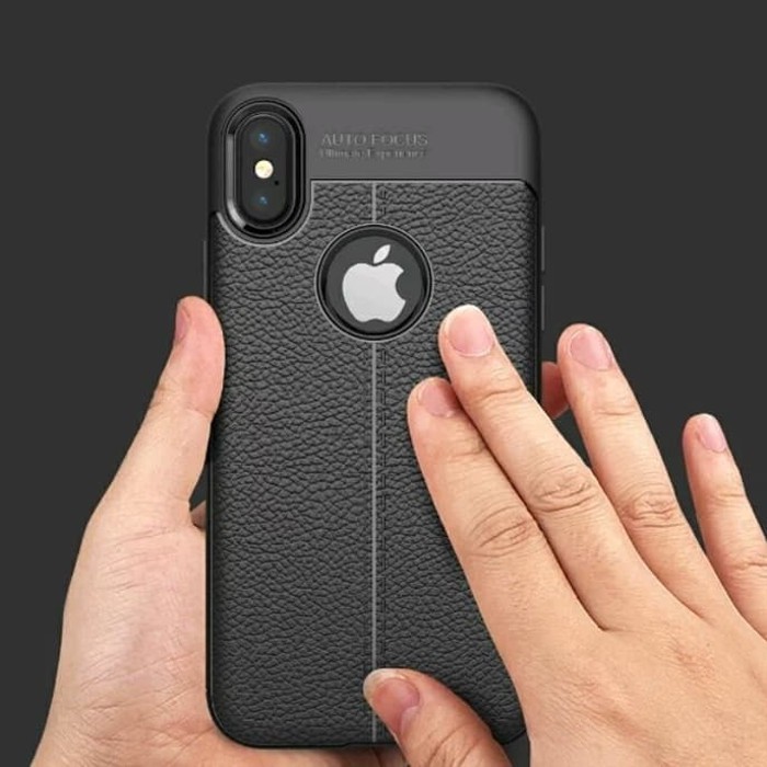 IPHONE 5 6 7 8 6+ PLUS 7+ PLUS 8+ PLUS X XS XR XS MAX 11 11 PRO 11 PRO MAX CASE SOFTCASE AUTOFOKUS SILIKON HITAM PREMIUM LEATHER AUTOFOCUS KULIT JERUK