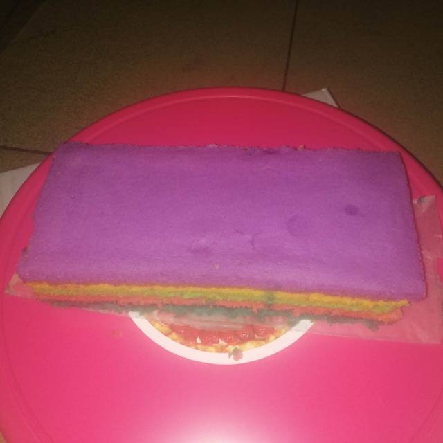 

RAINBOW CAKE