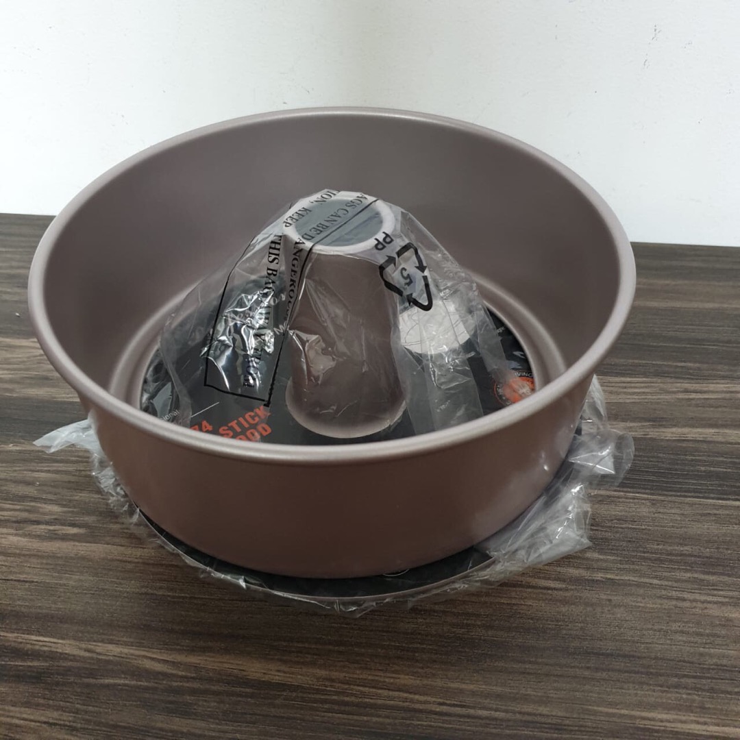 Loyang Cetakan Chiffon Pan Cake Tegak Lurus Anti Lengket Bongkar Pasang Non Stick