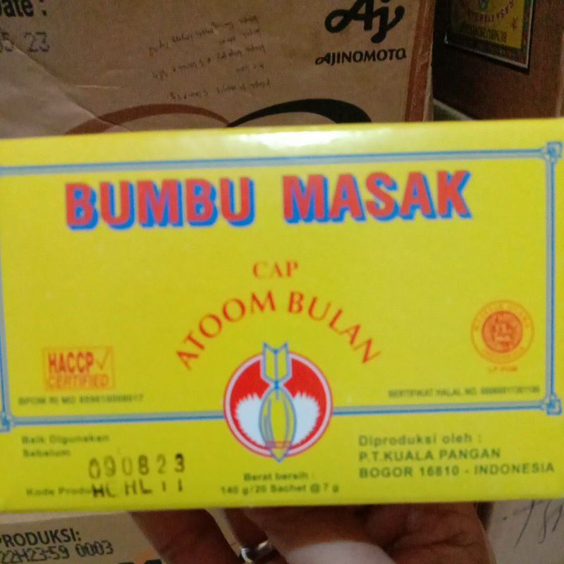 

Atoom Bulan Box isi 20 pcs