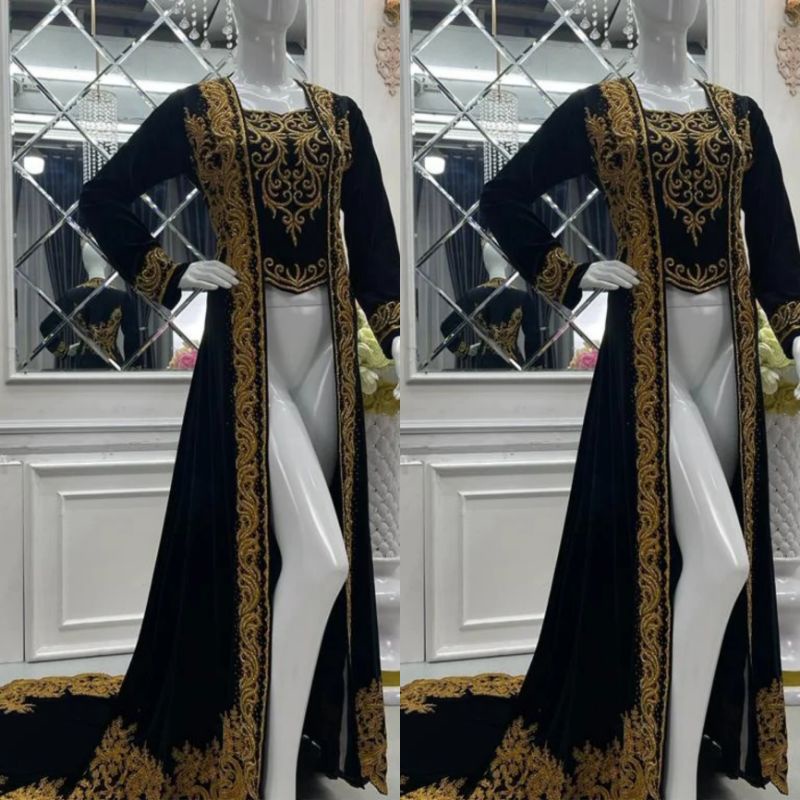 kebaya pengantin bludru Payet ekor panjang mewah dan cantik  di pakeynya