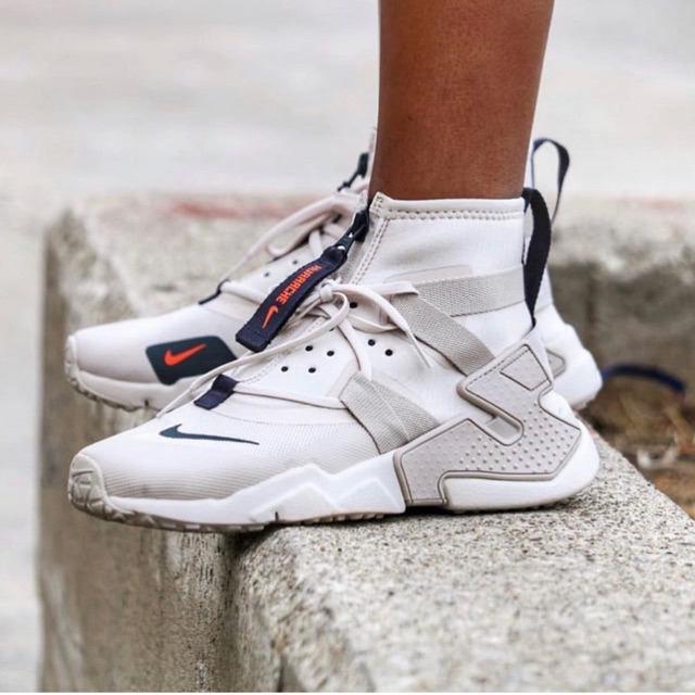 nike air huarache gripp sail