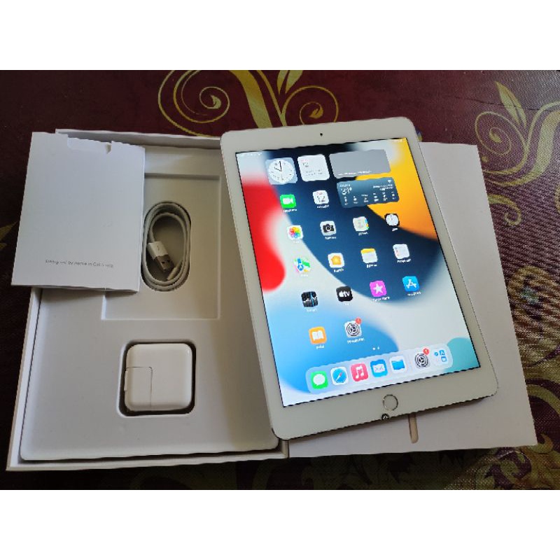 ipad air 2 wifi &amp; wifi cell 4G LTE fullset garansi