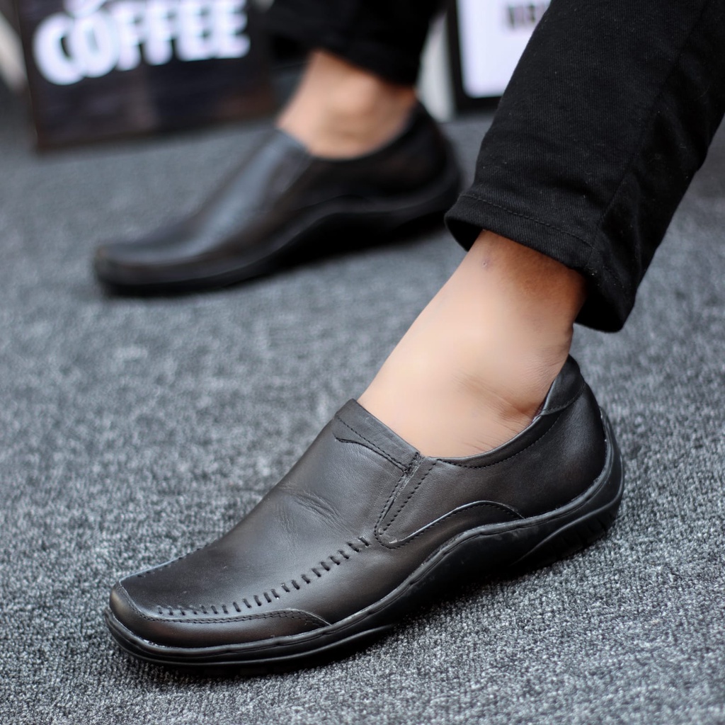 Abrhm Verdic - Sepatu Formal Pantofel Pria Casual Kulit Asli Kerja Hitam