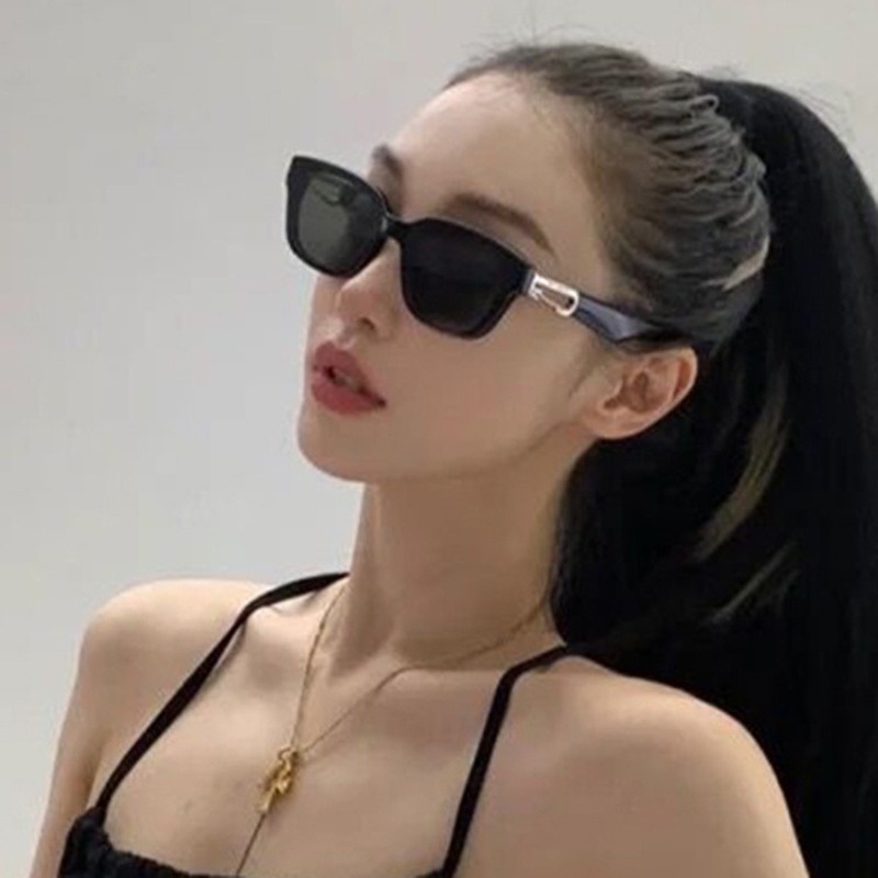 （YUZHU）COD Baru Kedatangan Western Retro Cat Eye Sunglasses Untuk Wanita Permen Warna Gaya Fashion Korea Kacamata Matahari Untuk Wanita