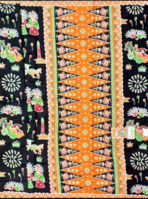 Kain sarung betawi dan cukin (syal) motif ondel - ondel