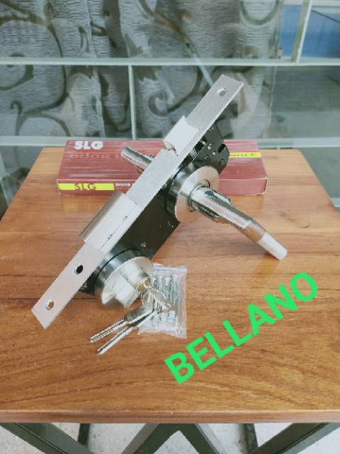 Handle pintu merk Soligen komplit lockcase