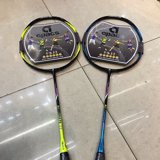 RAKET BULUTANGKIS APACS UK BATANGAN ACCURATE 77