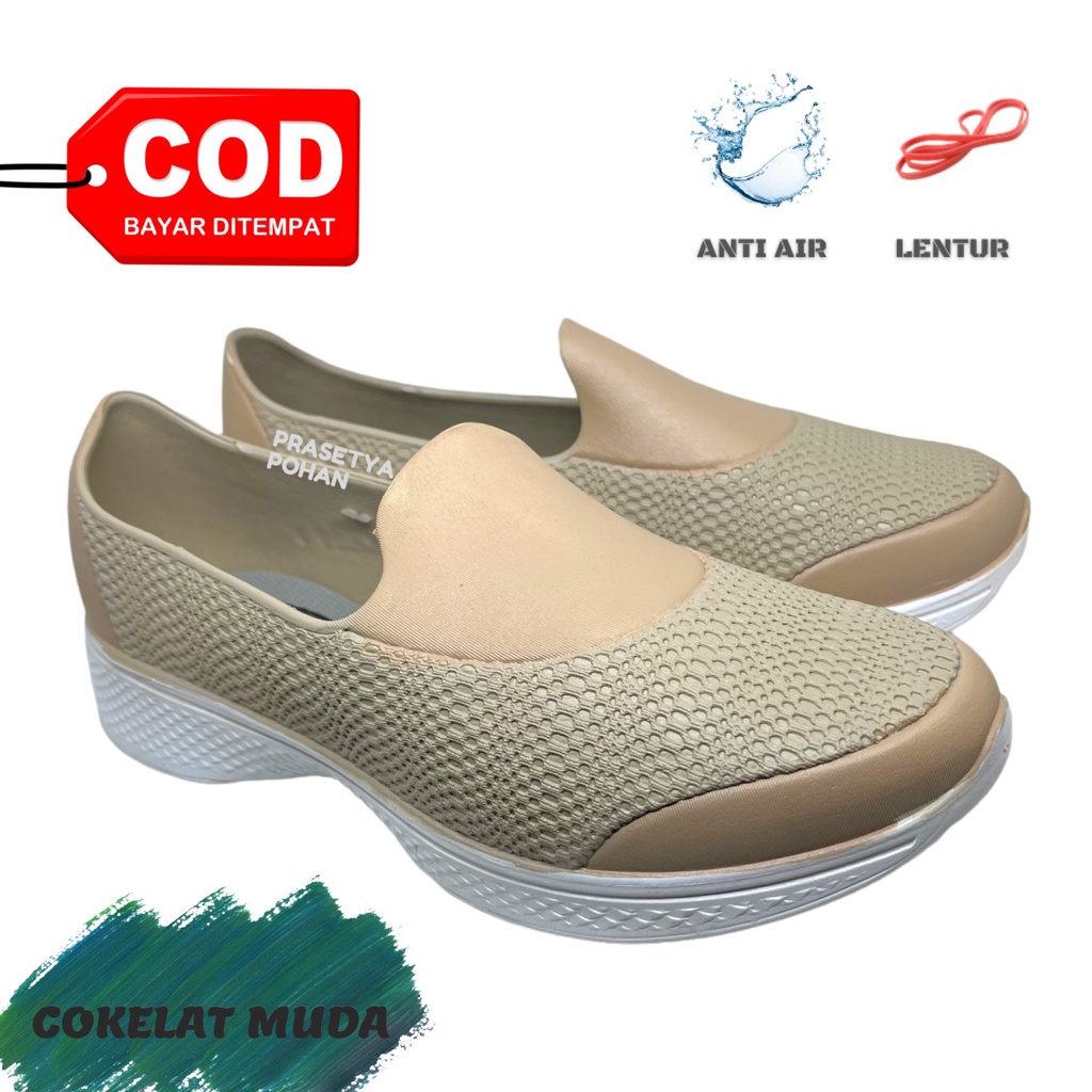 Sepatu Karet Wanita Anti Air dan Awet - Sepatu Wanita Model Slip On 528 UKURAN JUMBO