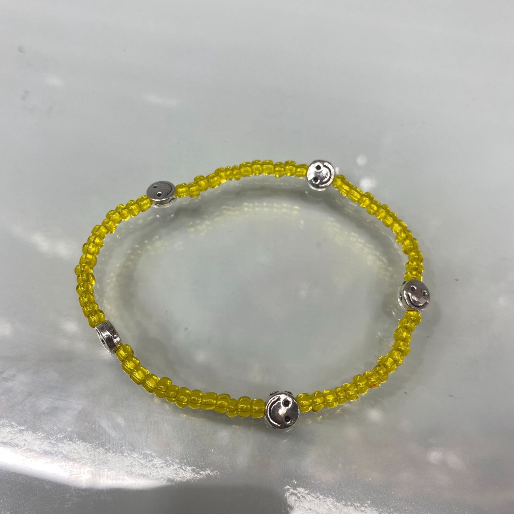 Gelang Tangan Manik-Manik Motif Smiley Face Warna Permen Beige Ala Korea / Retro Untuk Wanita-Yellow Bracelet