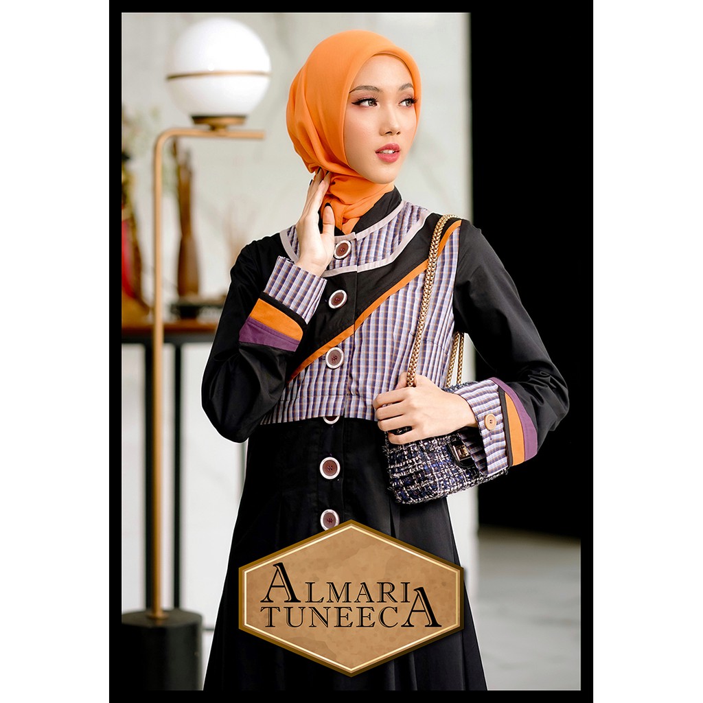 ALAMARI TUNEECA HITAM
