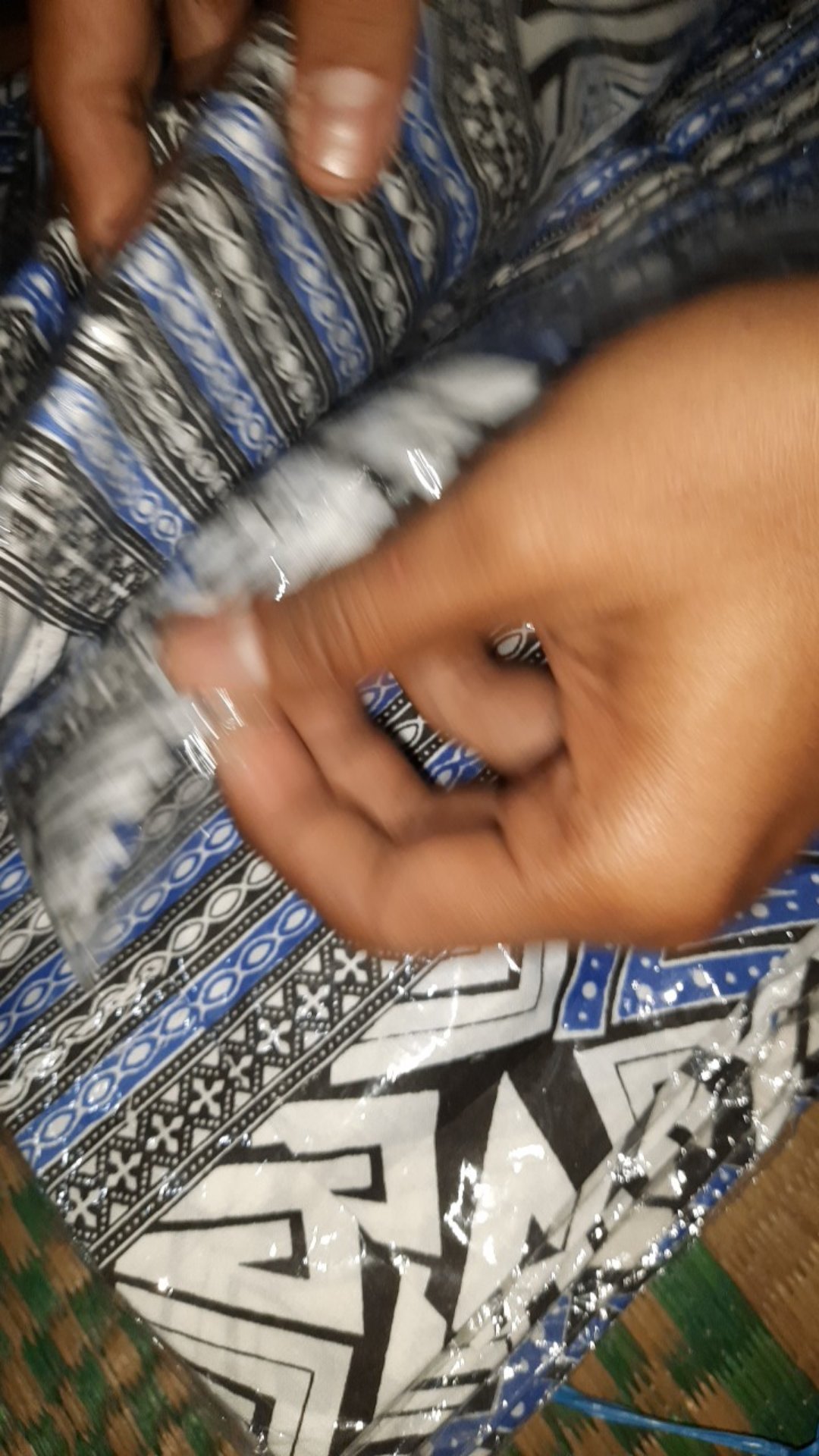 Hem Batik Pria Lengan Pendek