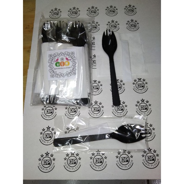 Sendok 2in1 Spork Hitam Steril Bungkus Plastik 2 in 1 Tusuk Gigi + Tissue