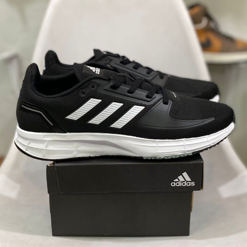 SEPATU ADIDAS ORIGINAL SIZE BESAR SIZE JUMBO