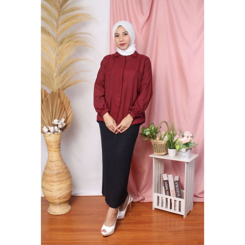 blouse moscrepe kemeja kerja hitam putih / kemeja basic wanita / M L XL XXL