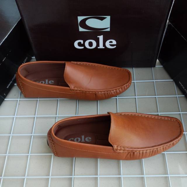 Sepatu Pria Cole Brand Matahari