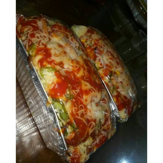 

Lasagna Roti Isi Jagung, Sayuran, Daging Sosis, dll