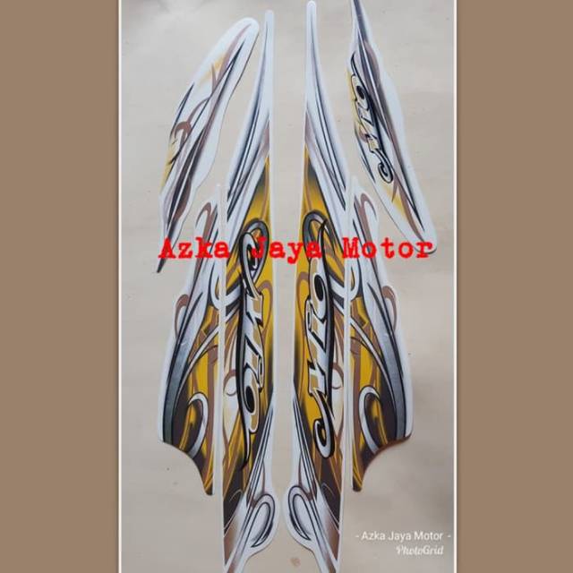 Stiker / striping yamaha mio smile warna putih 2011
