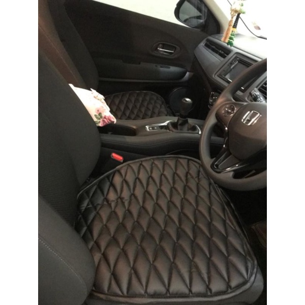 Alas jok mobil supir alas jok mobil baris depan