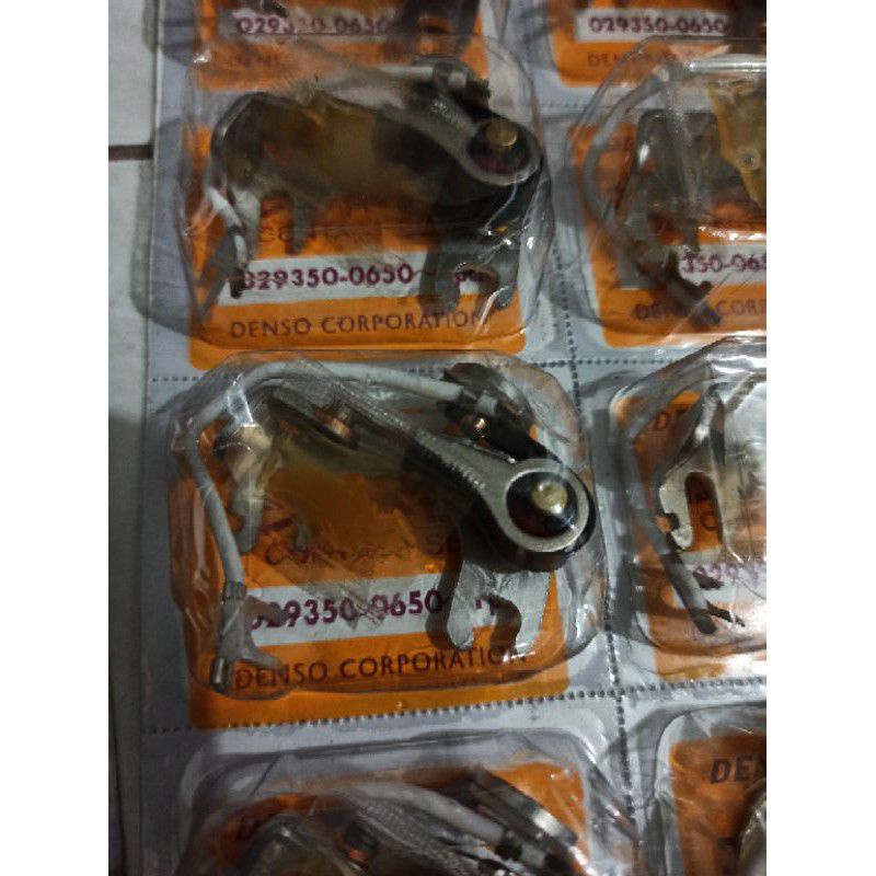 PLATINA MERK DENSO UNTUK MOBIL CARRY