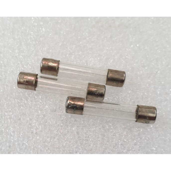 Fuse Kaca 1A 250v Glass Fuse Sekring 6mm x 300mm bahaserv99 Segera Beli