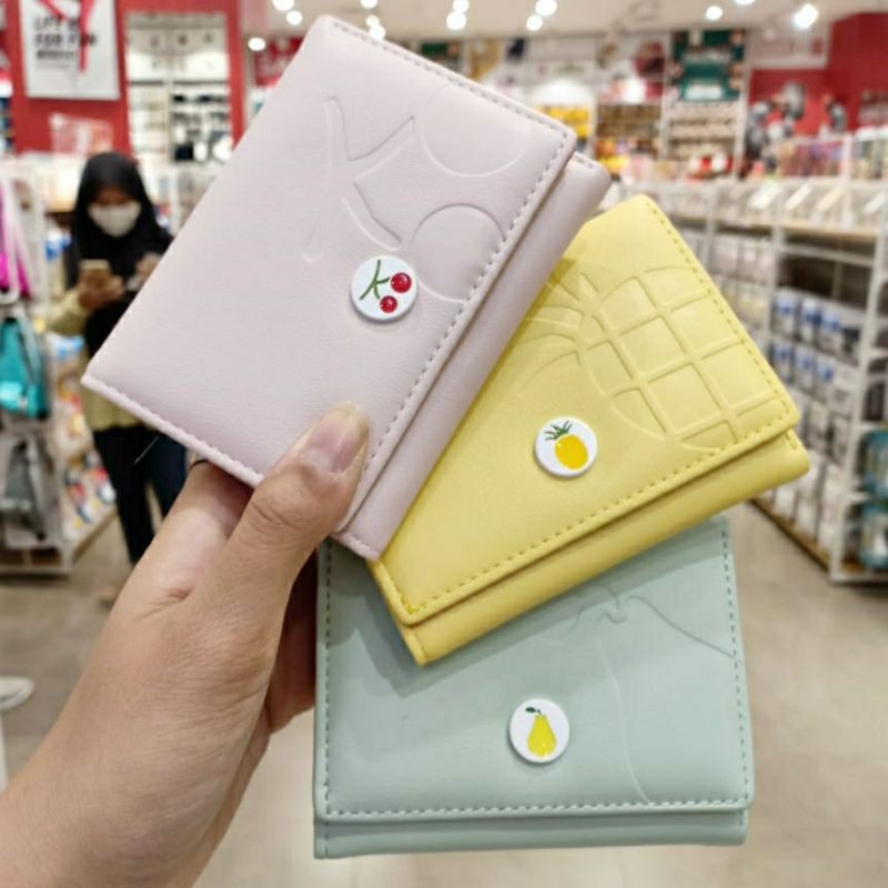  MINISO  Dompet  lipat fruit Shopee  Indonesia