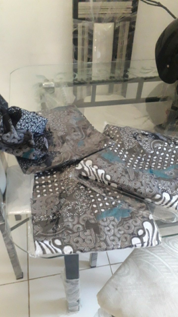 Couple Copel Batik, Baju Couple Pasangan, Set Keluarga Ibu Anak Dan Ayah Motif Dimensi Abu