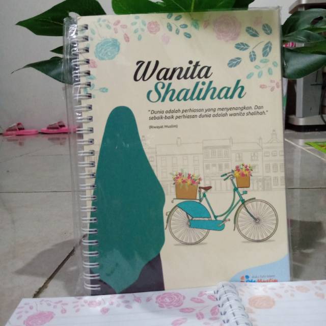 

Buku Tulis Catatan Muslimah