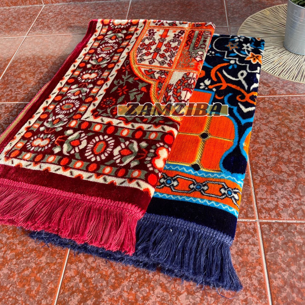 Sajadah Premium Turki Kulaitas Bulu Halus &amp; lembut Motif Kombinasi Ukuran 70 x 110,Dewasa ZamzibaSejadah