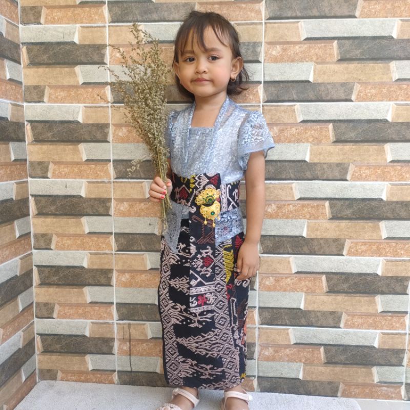 Kebaya metalik anak-anak/kebaya anak/busana adat bali/kebaya metalic