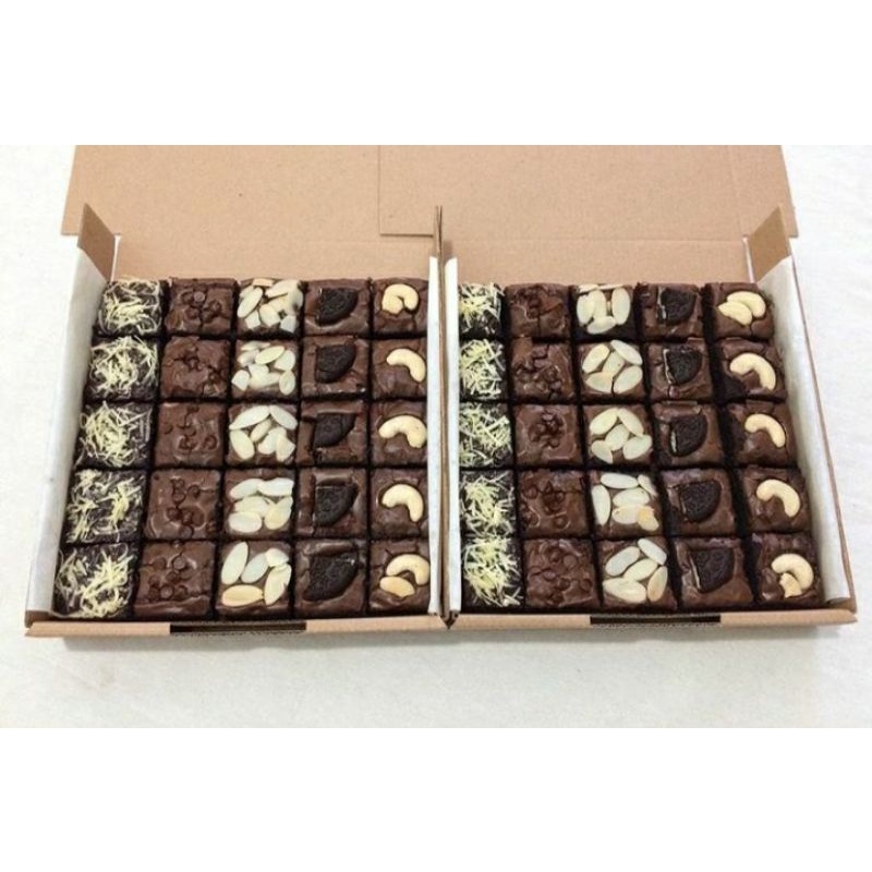 

brownies fudgy shiny crust 20x20 850 gram