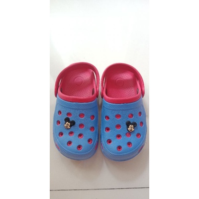 Preloved sepatu sendak crocs kw