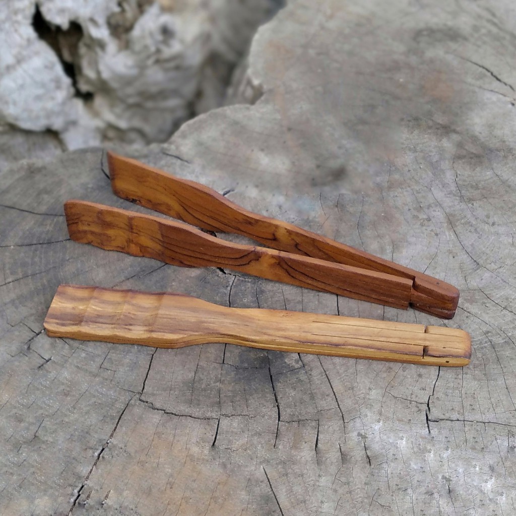 Capit Kayu / Penjepit Makanan Kayu Jati