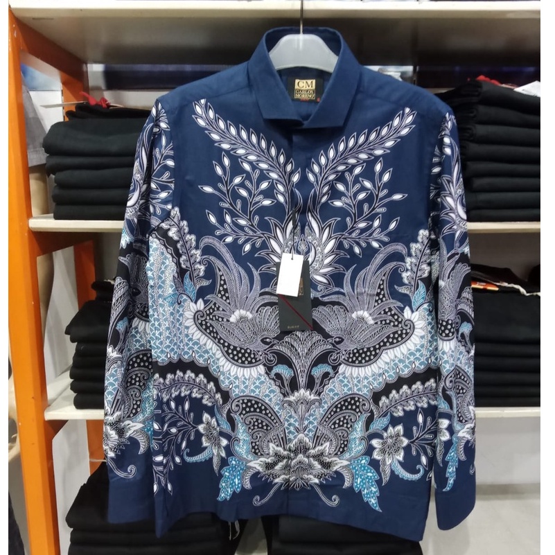 Carlos Moreno Kemeja Batik 07