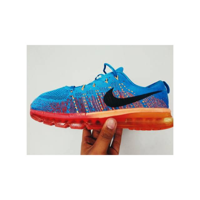 Nike flyknit Max