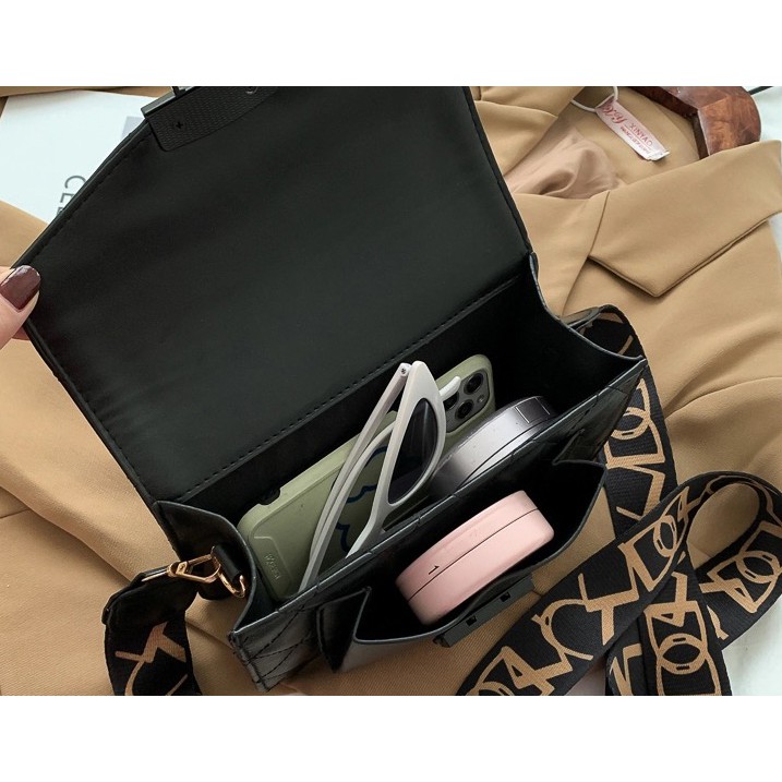 Tas Wanita Fashion Import Korea Terbaru - Tas Selempang Wanita Model Terbaru Kekinian - Tas Wanita - Tas Fashion Import High Quality - SL63