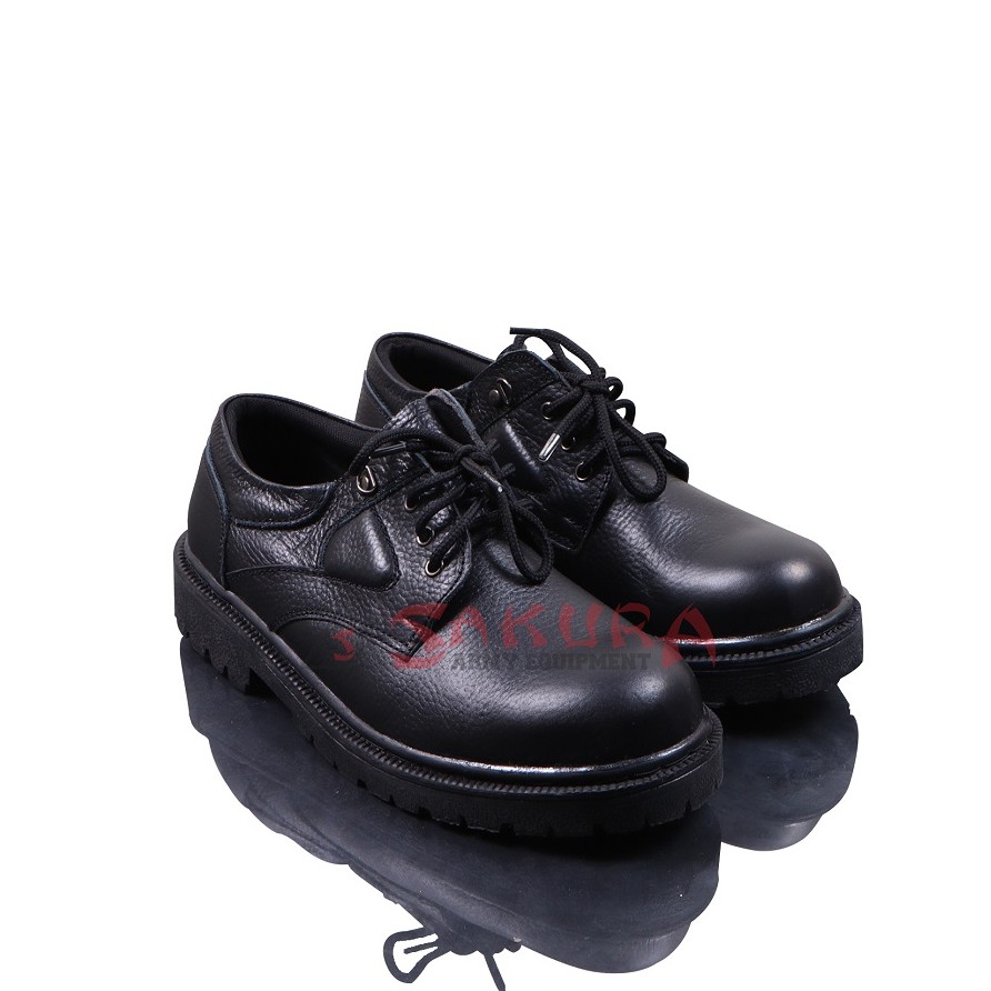 Sepatu Safety Ujung Besi World Cruiser 1837 Hitam